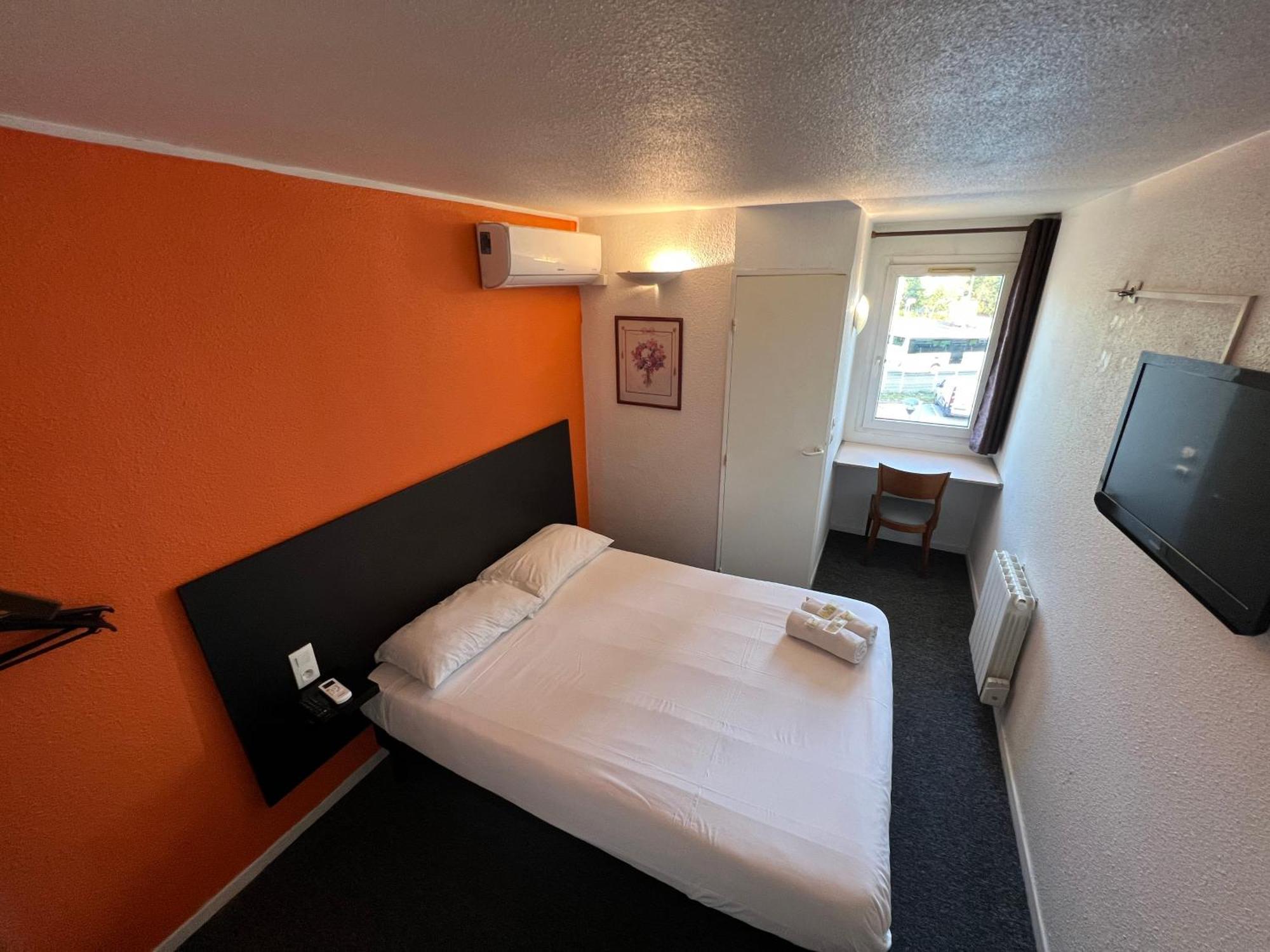 L'Escale D'Ales Hotel Экстерьер фото