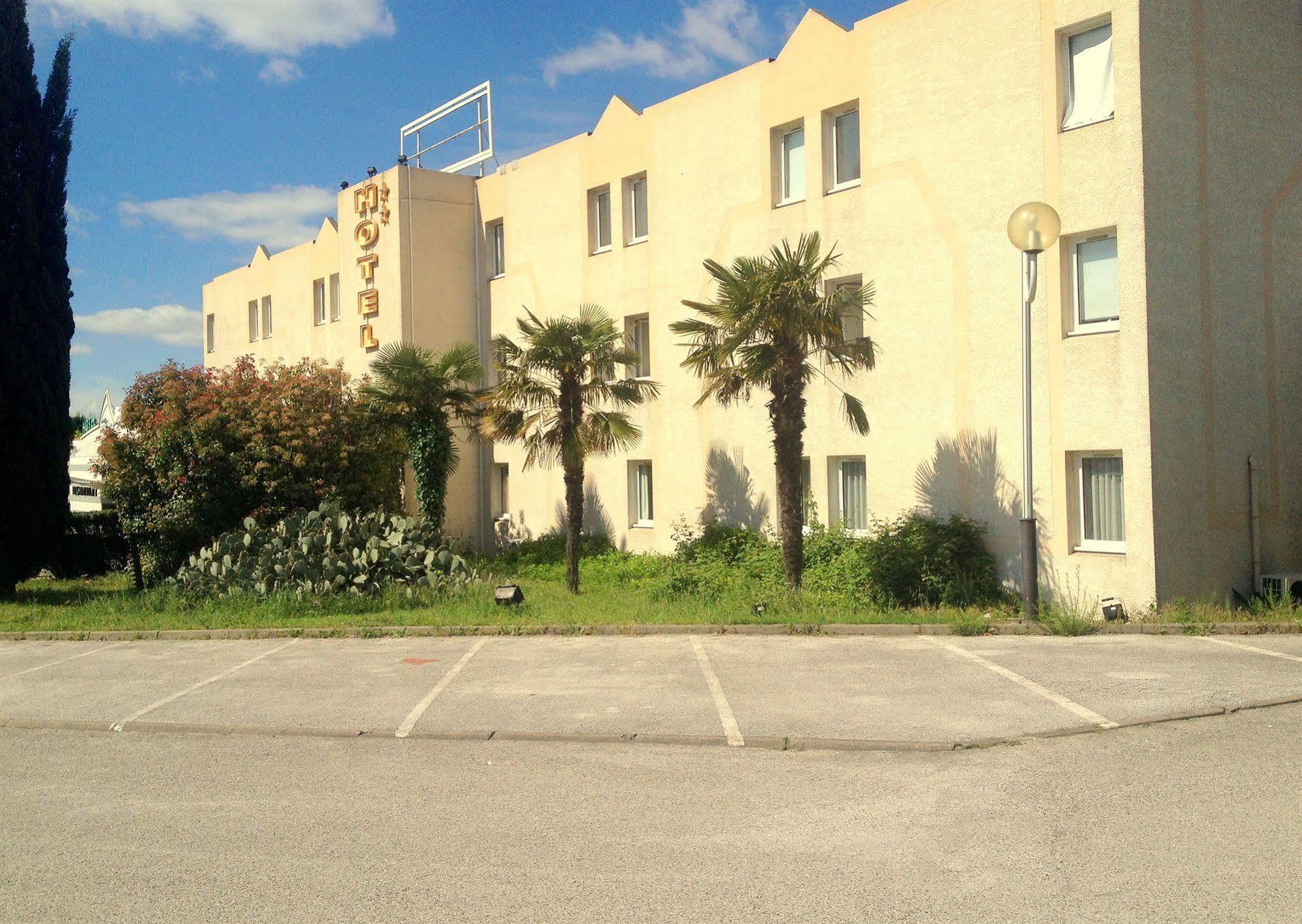 L'Escale D'Ales Hotel Экстерьер фото